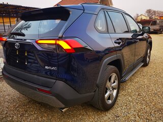 2022 Toyota RAV4 V (XA50), синий, 3650000 рублей, вид 1