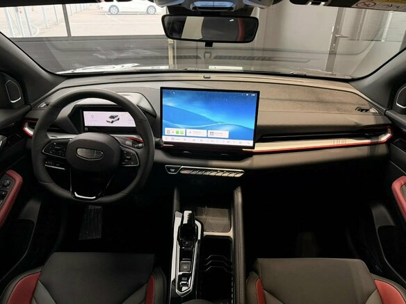 2026 Geely Coolray I Рестайлинг 2, серый - вид 3