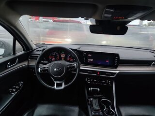 2021 Kia K5 III, белый, 2300000 рублей, вид 5