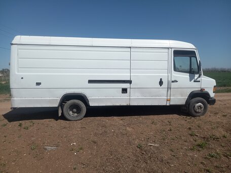 1989 Mercedes-Benz T2, белый, 900000 рублей, вид 1