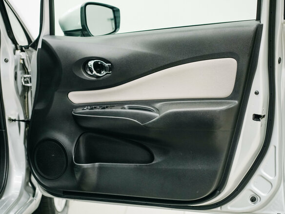 2018 Nissan Note e-Power II Рестайлинг, серый, 1050000 рублей - вид 7