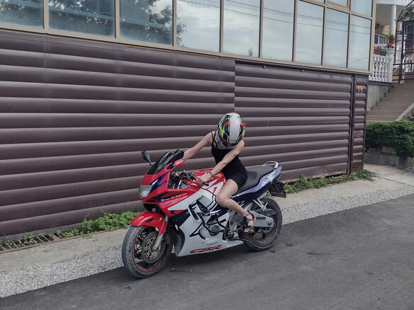 1998 Honda CBR 600F, красный, 320000 рублей - вид 8