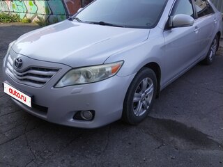 2010 Toyota Camry VI (XV40) Рестайлинг, серебристый, 1050900 рублей, вид 1