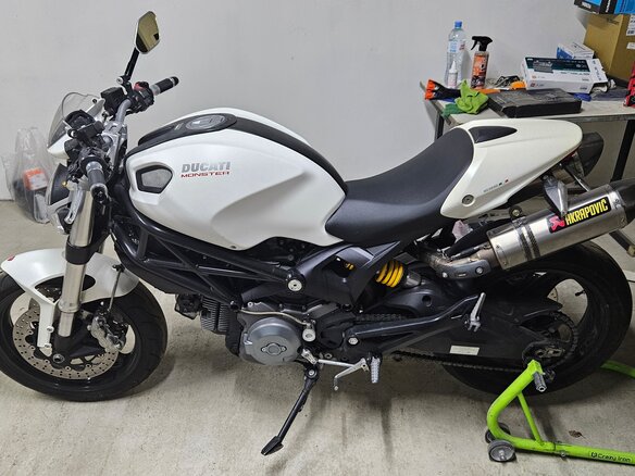 2013 Ducati Monster 696, белый, 490000 рублей - вид 6