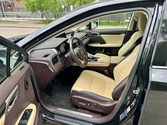 2018 Lexus RX 300 IV, чёрный - вид 3