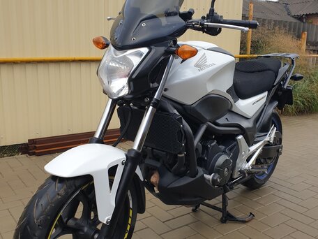 2014 Honda NC 750S, белый, 550000 рублей, вид 1