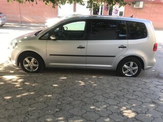 2011 Volkswagen Touran I Рестайлинг 2, серебристый, 1000000 рублей, вид 5