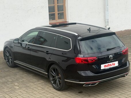 2022 Volkswagen Passat B8 Рестайлинг, чёрный, 2100000 рублей, вид 4