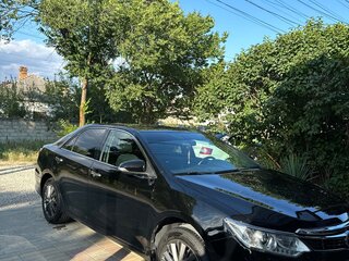 2015 Toyota Camry VII (XV50) Рестайлинг, чёрный, 2099000 рублей, вид 3