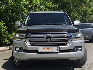 2015 Toyota Land Cruiser 200 Series Рестайлинг 2, серебристый, 6150000 рублей, вид 4