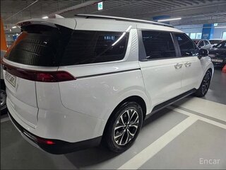 2021 Kia Carnival IV, белый, 3870000 рублей, вид 5