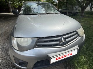 2015 Mitsubishi L200 Easy Select IV Рестайлинг, серый, 1139000 рублей, вид 3