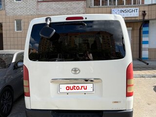 2006 Toyota HiAce H200, белый, 1650000 рублей, вид 3
