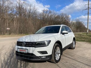 2017 Volkswagen Tiguan II, белый, 2450000 рублей, вид 1