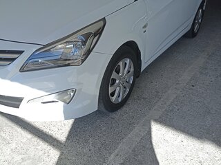 2015 Hyundai Solaris I Рестайлинг, белый, 1200000 рублей, вид 3