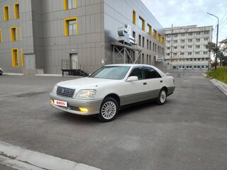 2000 Toyota Crown XI (S170), белый, 1080000 рублей, вид 1