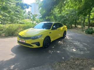 2019 Kia Optima IV Рестайлинг, жёлтый, 1950000 рублей, вид 1