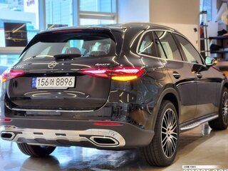 2025 Mercedes-Benz GLC 220 d II (X254), чёрный, 6792384 рублей, вид 2
