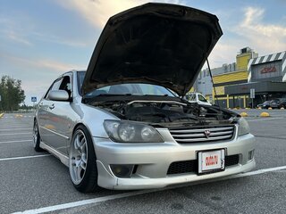 1999 Toyota Altezza, серый, 920000 рублей, вид 3