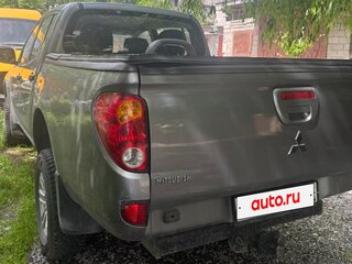 2015 Mitsubishi L200 Easy Select IV Рестайлинг, серый, 1139000 рублей, вид 5