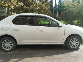2015 Renault Logan II, белый, 699999 рублей, вид 2