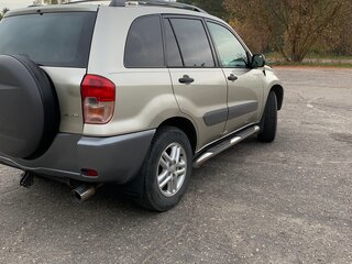 2003 Toyota RAV4 II (XA20), золотистый, 650000 рублей, вид 2