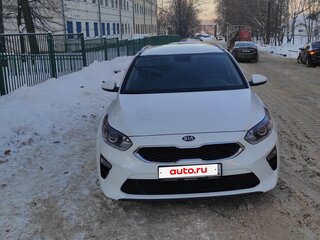 2019 Kia Ceed III, белый, 1600000 рублей, вид 3