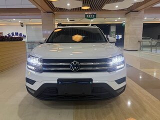 2022 Volkswagen Tharu I, белый, 1720000 рублей, вид 2
