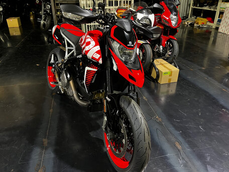 2021 Ducati Hypermotard, красный, 1150000 рублей, вид 3