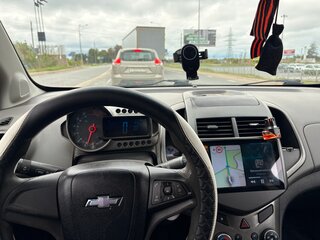 2013 Chevrolet Aveo II, серебристый, 550000 рублей, вид 5