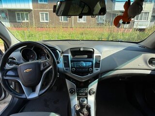 2012 Chevrolet Cruze I, серый, 645000 рублей, вид 5