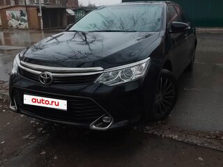 2017 Toyota Camry VII (XV50) Рестайлинг, чёрный, 1750000 рублей, вид 2
