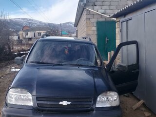 2006 Chevrolet Niva I, чёрный, 378000 рублей, вид 1