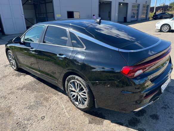 2022 Kia K5 III, чёрный, 2500000 рублей - вид 6