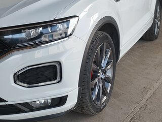 2018 Volkswagen T-Roc I, белый, 2000000 рублей, вид 1