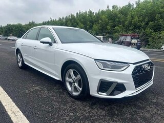 2022 Audi A4 35 TFSI Long V (B9) Рестайлинг, белый, 1870000 рублей, вид 3