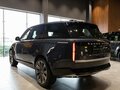 2024 Land Rover Range Rover P530 MHEV Long V, серый, 29800000 рублей - вид 6