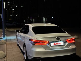 2020 Toyota Camry VIII (XV70), белый, 2774000 рублей, вид 5