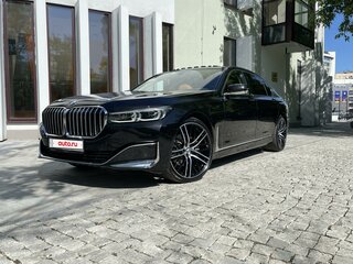 2020 BMW 7 серии Long 730Ld xDrive VI (G11/G12) Рестайлинг, чёрный, 7490000 рублей, вид 5