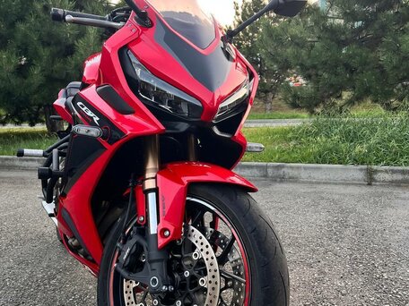 2022 Honda CB 650R, красный, 1500000 рублей, вид 3