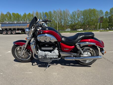 2007 Triumph Rocket III, красный, 780000 рублей, вид 3