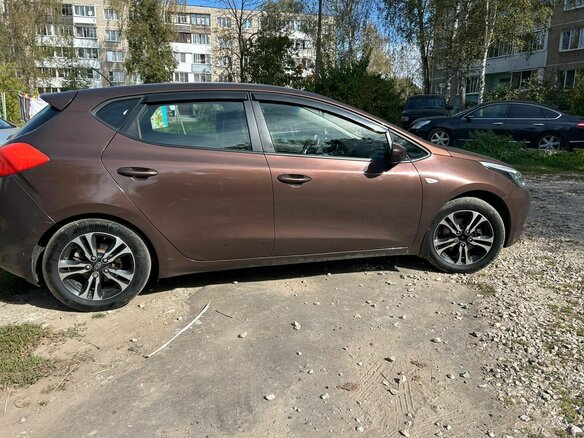 2014 Kia Ceed II, коричневый, 1100000 рублей - вид 5