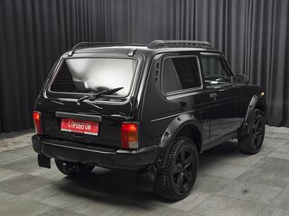 2018 Lada (ВАЗ) 2121 (4x4) Urban I Рестайлинг, чёрный, 737000 рублей, вид 4