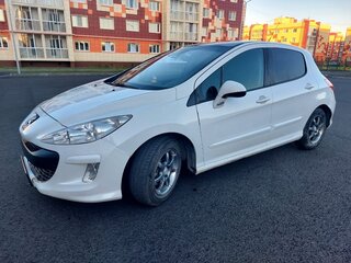 2009 Peugeot 308 I, белый, 350000 рублей, вид 1