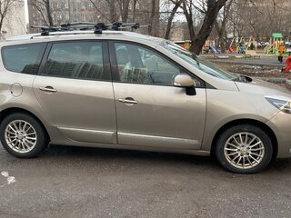 2013 Renault Scenic III Рестайлинг 2, золотистый, 850000 рублей, вид 4