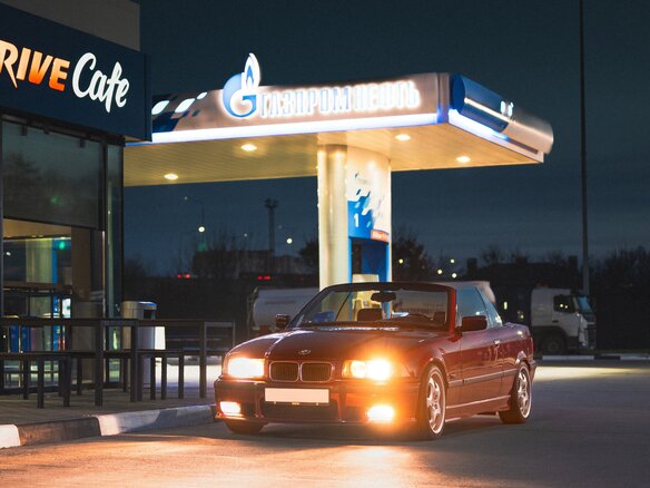 1995 BMW 3 серии 318i III (E36), пурпурный, 1550000 рублей - вид 6