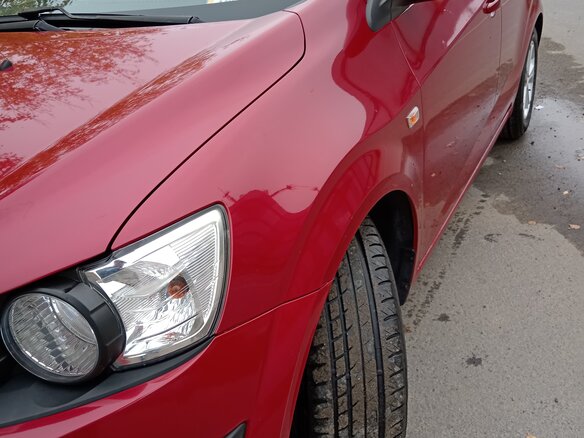 2013 Chevrolet Aveo II, красный, 750000 рублей - вид 1