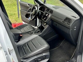 2021 Volkswagen Tiguan II Рестайлинг, белый, 2800000 рублей, вид 5
