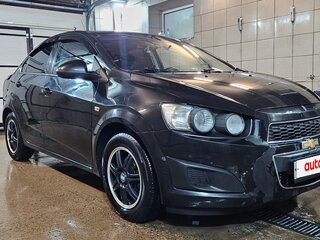 2014 Chevrolet Aveo II, чёрный, 510000 рублей, вид 1