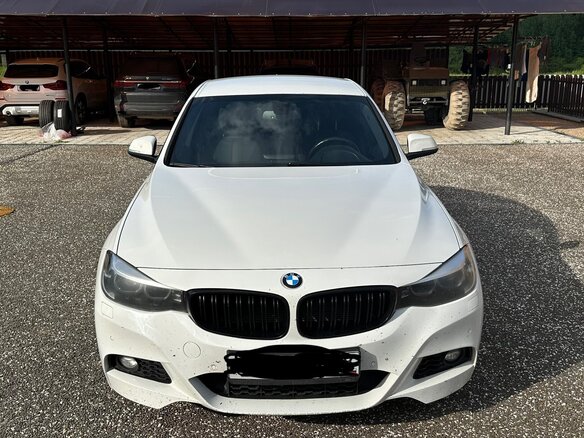 2018 BMW 3 серии Gran Turismo 320d xDrive VI (F3x) Рестайлинг, белый, 2500000 рублей